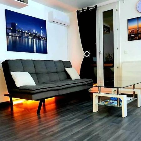 Superbe Studio De 30M2 Proche De Paris Poissy Luaran gambar